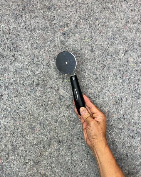 Pizza Cutter with Black Handle