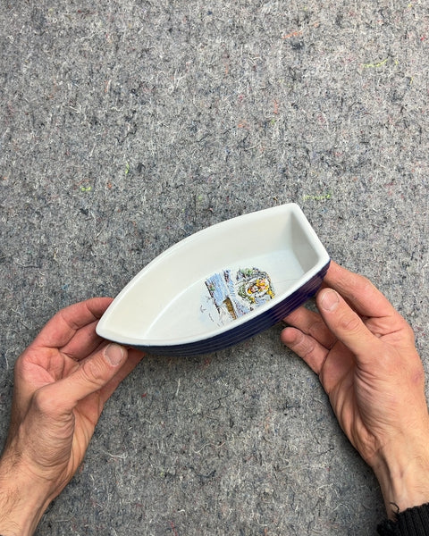 Ceramic Boat-Shaped Dish