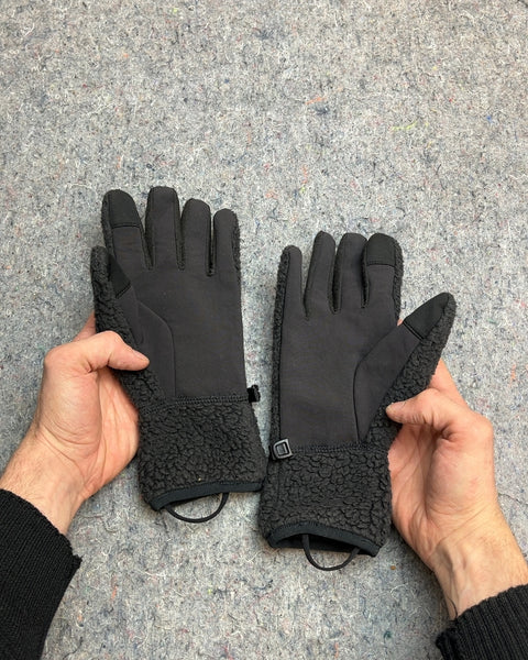 Patagonia Retro Pile Fleece Gloves, Size S