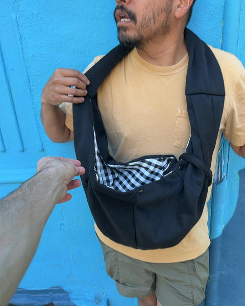 Cool Reversible Black Pet Sling Carrier