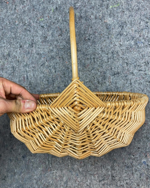 Big Wicker Basket with Handle