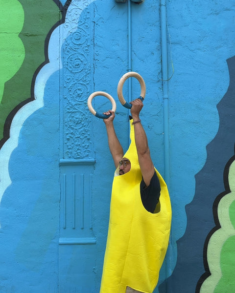 YOELVN Wood Gymnastic Rings with Blue Straps