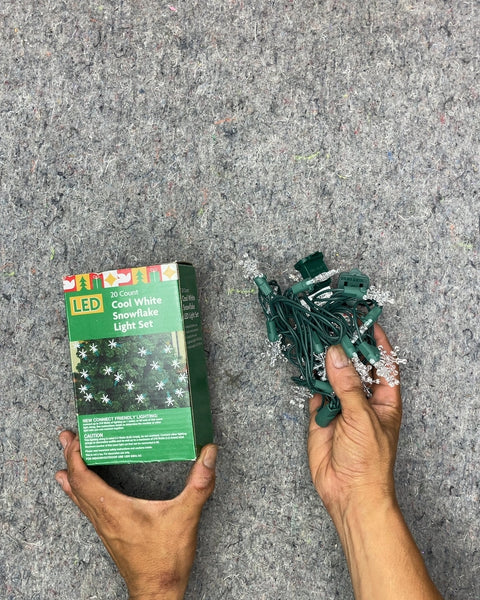 20 Count Cool White Snowflake LED Light Set