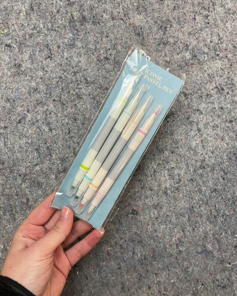 Iconic Pastel Pen Set