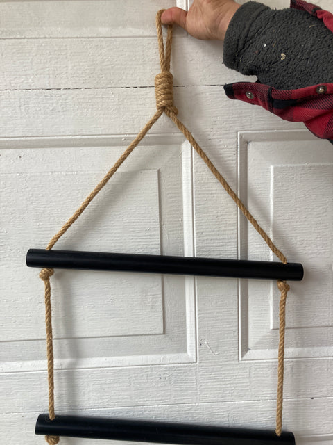 Wood & Rope Ladder