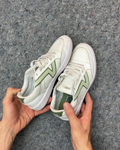 Vans Low Top Sneakers, Size US 8W or EU 38.5