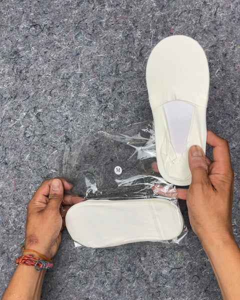 White Disposable Slippers, Size M