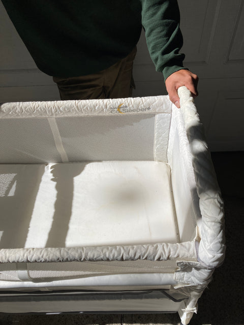 Arm’s Reach Co-Sleeper