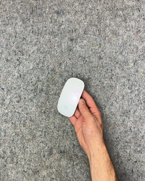 Apple Magic Mouse, Battery Powered