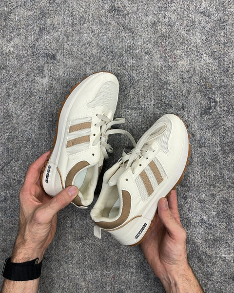 Cream and Tan Retro Looking Running Sneakers, Size 37