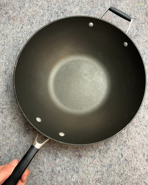 Select by Calphalon Hard-anodized Nonstick Wok, 12"