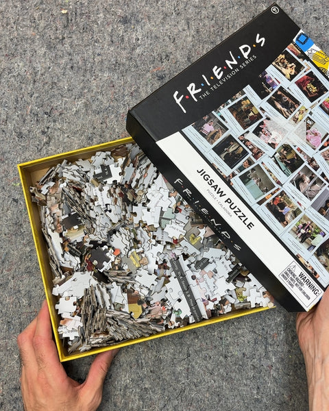 Friends The Television Series Jigsaw Puzzle, 1000 Pieces