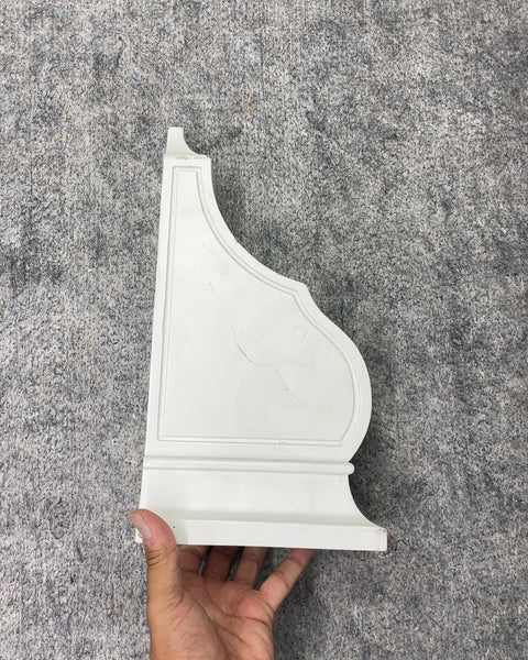 Colonial Ornamental Moulding, 3x6.5x12.0"