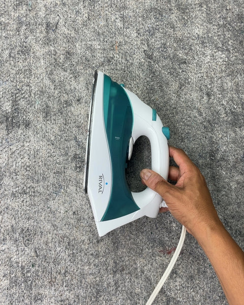 Rival White and Teal Steam Iron