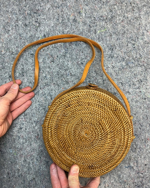 Pretty Woven Round Shoulder Bag