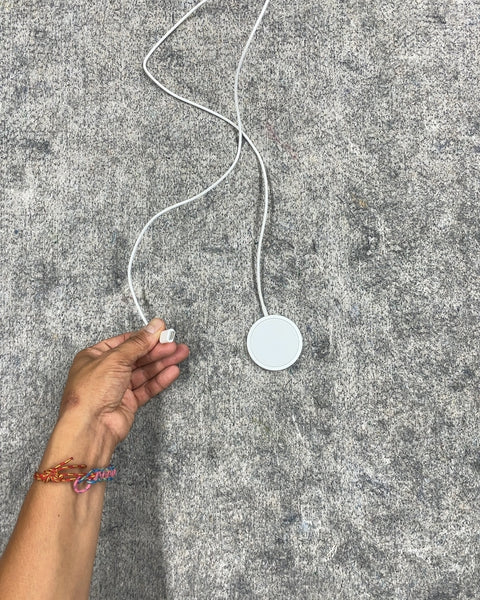 White Magnetic Wireless Charger