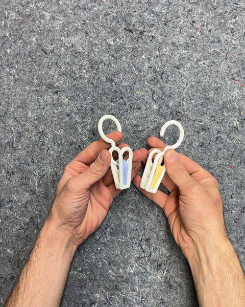 Plastic Hanging Laundry Clips
