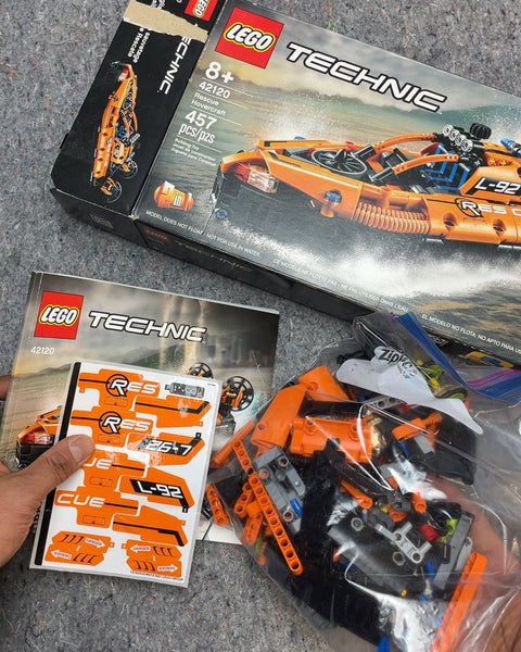 Lego Technic Rescue Hovercraft 42120