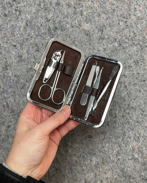 Manicure Set in Barcelona Case