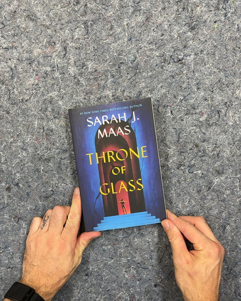 Throne of Glass by Sarah J. Maas