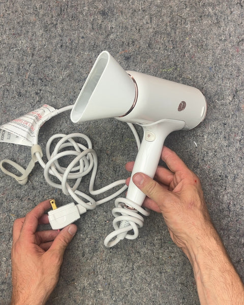 T3 Cura LUXE Hair Dryer