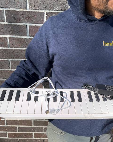 Like New Carry-on Folding Piano 88 Touch