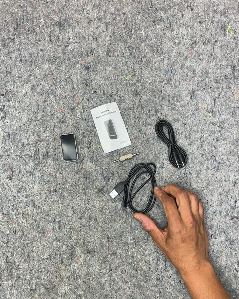 Mpow Bluetooth Music Receiver with Cables