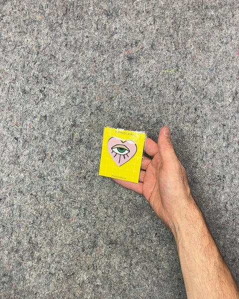 Monolama Heart Eye Pin