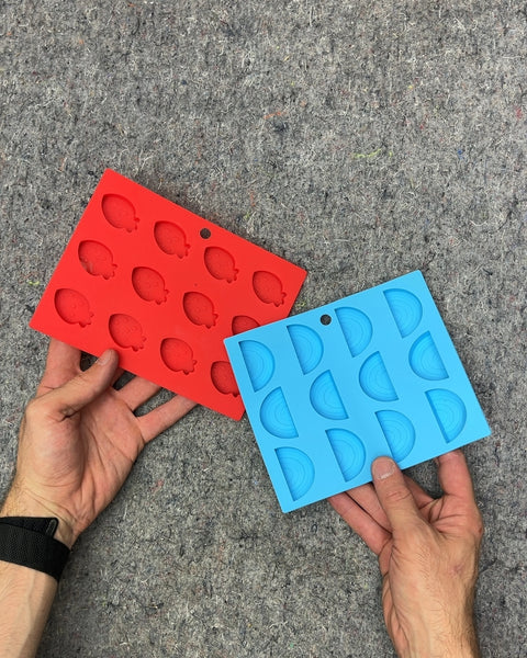 Two Molds To Make Some Fun Ice Cubes (Or Candies...)