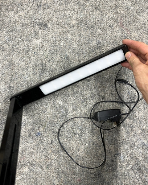 TaoTronics LED Desk Lamp With USB Charger