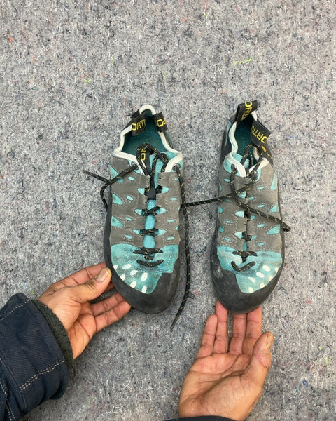 La Sportiva Climbing Shoes, Sz 7.5 M US or 40.5 EU