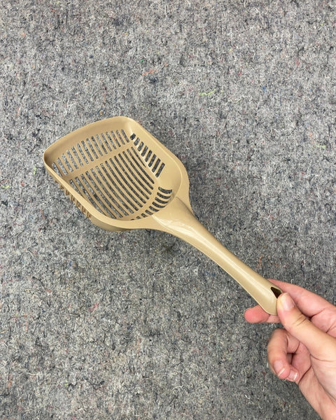 Tan Plastic Pet Litter Scoop