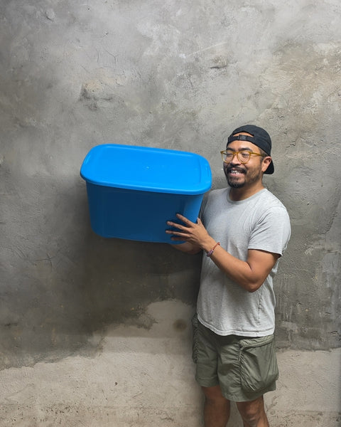 Another Bella Blue Plastic Storage Bin with Lid, 10G