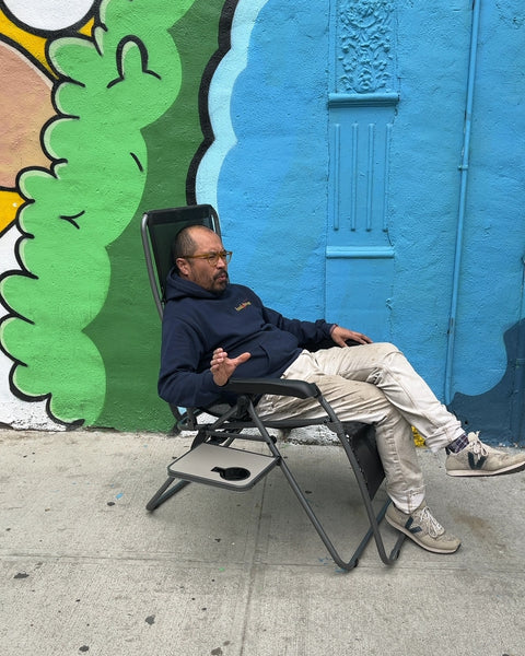 Folding Zero Gravity Chair with Side Table