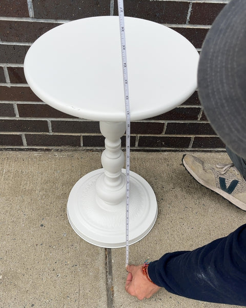 White Metal Accent Table, W13xH21"