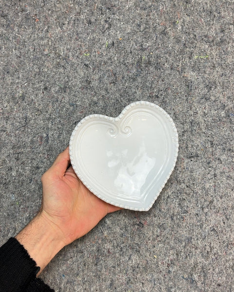 Vitre Heart Shaped Plate
