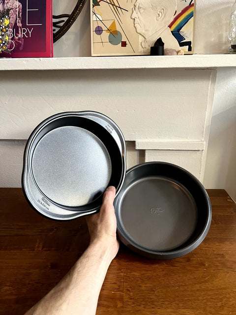 8" Baking Pans Set