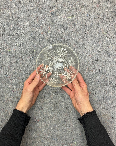 Pretty Clear Glass Starburst Pattern Bowl
