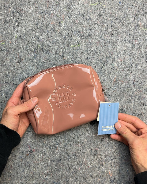 Gap x Summer Fridays Cosmetic Pouch