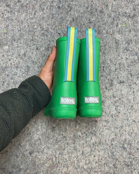 Totes Green Rain Boots, Size US Kids 7-8