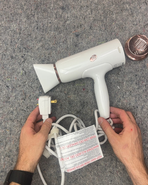 T3 Cura LUXE Hair Dryer