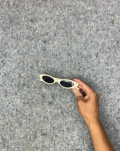 White Oval Frame Sunglasses