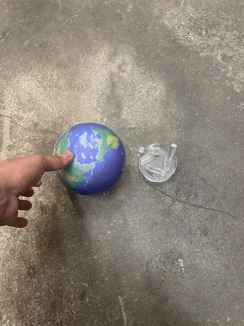 Desk Statue of Earth
