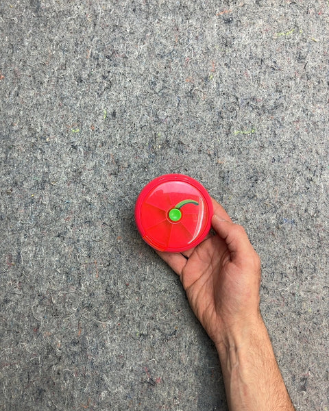 Portable 7-day Circular Rotary Pill Organizer That Looks Just Like An Apple