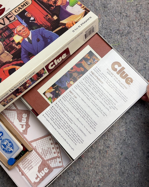 Clue Classic Detective Game Retro Series