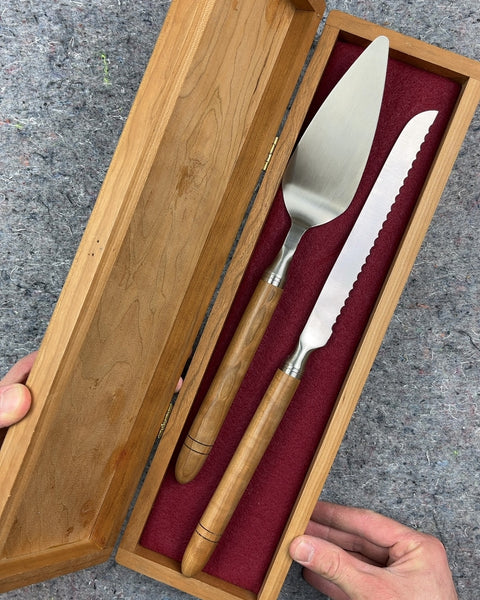 Fancy Cake Serving Set with Wood Box