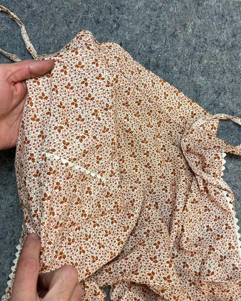 Floral Print Apron with Ties