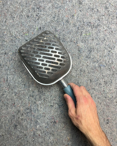 Metal Pet Litter Scoop with Blue Handle