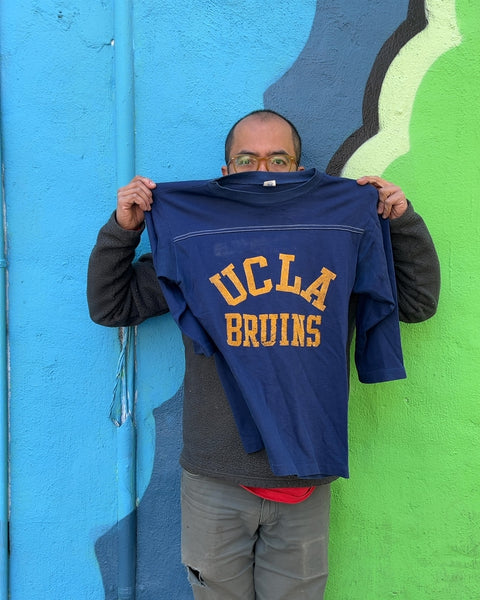 UCLA Bruins Long Sleeve T-Shirt, Size M