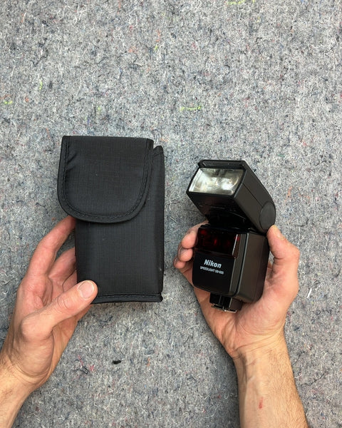 Nikon Speedlight SB-600 Flash with Case